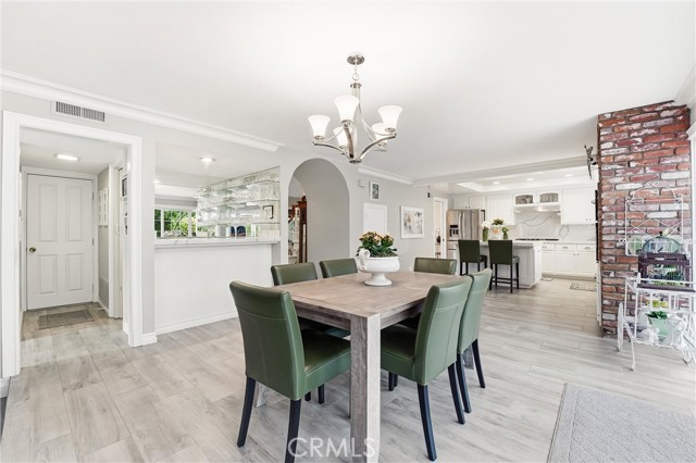 Detail Gallery Image 17 of 45 For 980 S Rutgers Circle, Anaheim Hills,  CA 92807 - 3 Beds | 3 Baths