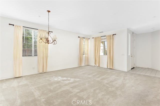 Detail Gallery Image 8 of 39 For 1084 Tangerine Dr., Redlands,  CA 92374 - 4 Beds | 3 Baths