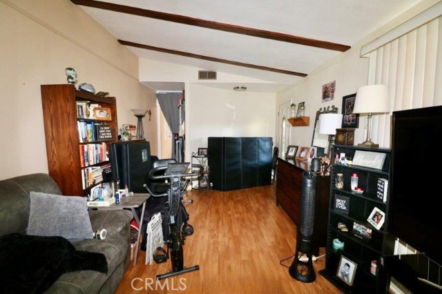 12623 Lake Frost Way, La Mirada CA: https://media.crmls.org/medias/1b86e2d3-ad52-494f-9977-ae451dfc38e0.jpg