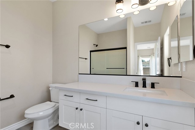 Detail Gallery Image 21 of 47 For 21192 Zuni Rd, Apple Valley,  CA 92307 - 4 Beds | 3/1 Baths