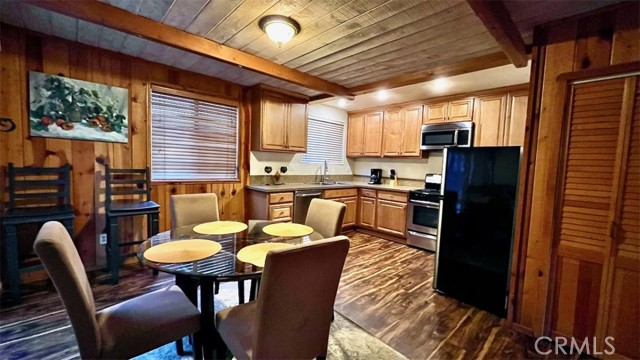Kitchen/Dining