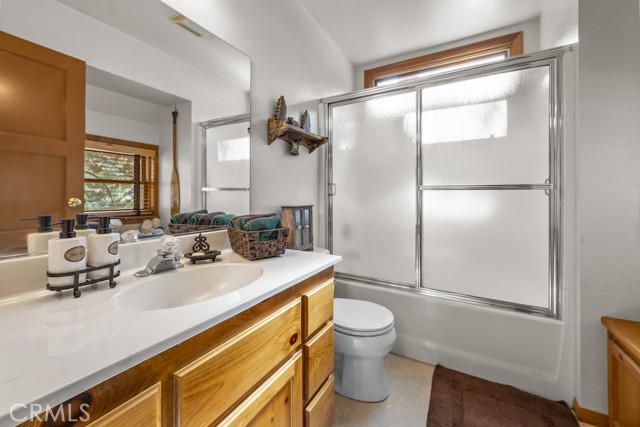 Detail Gallery Image 22 of 27 For 39161 Buckthorn, Big Bear Lake,  CA 92315 - 3 Beds | 2 Baths