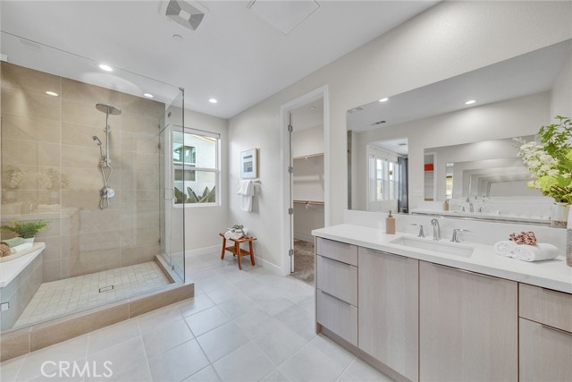 Detail Gallery Image 30 of 63 For 120 Parkland Alley, Lake Forest,  CA 92630 - 5 Beds | 4 Baths