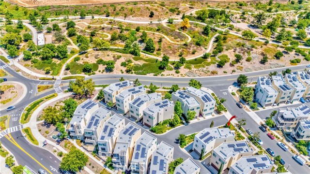 195 Stellar, Irvine CA: https://media.crmls.org/medias/1b87c34c-2503-4e6f-b5b8-0e542bac638d.jpg