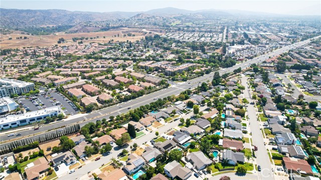 3403 E Date Street, Brea CA: https://media.crmls.org/medias/1b87c481-a8c4-4236-bacb-0bf4b075f32e.jpg