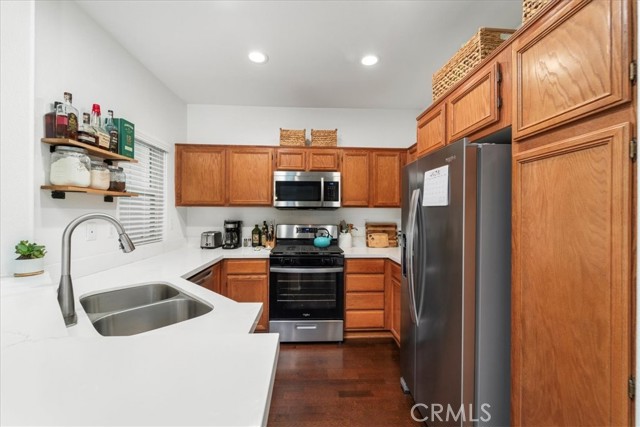 Detail Gallery Image 5 of 42 For 26326 Arboretum Way #405,  Murrieta,  CA 92563 - 2 Beds | 2 Baths