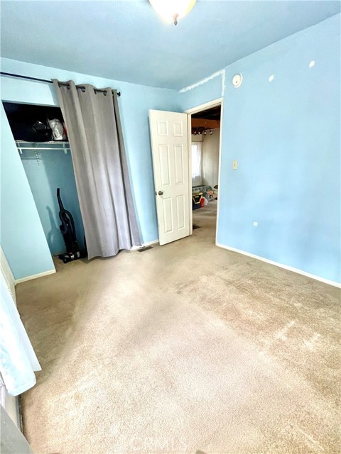 Detail Gallery Image 7 of 12 For 23743 Skyland Dr, Crestline,  CA 92325 - 2 Beds | 1 Baths