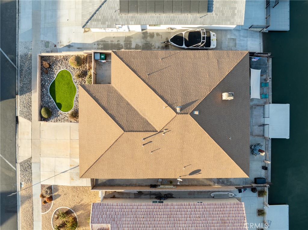 https://media.crmls.org/medias/1b88a6ff-4463-46e7-a574-ebf5cd4eb39f.jpg?preset=X-Large