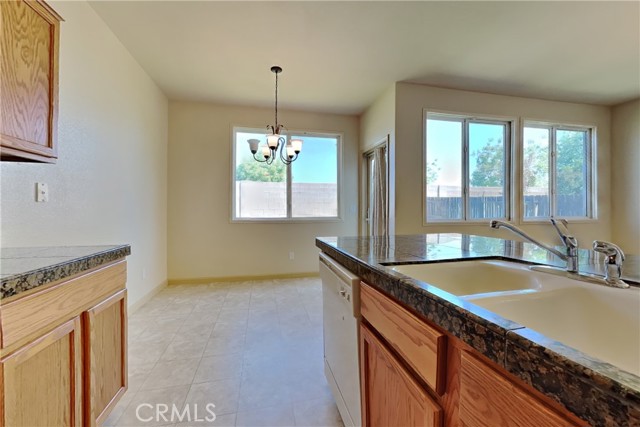 Detail Gallery Image 29 of 75 For 1573 Esplanade Dr, Merced,  CA 95348 - 4 Beds | 2 Baths