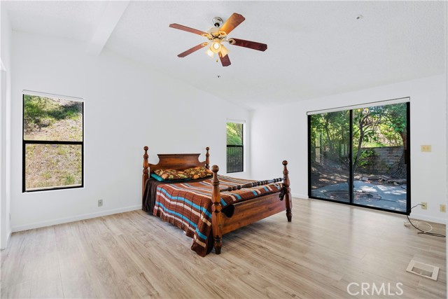 13691 Gavina Avenue, Sylmar CA: https://media.crmls.org/medias/1b896d0d-743d-4b97-8ee5-499a3af7bf88.jpg