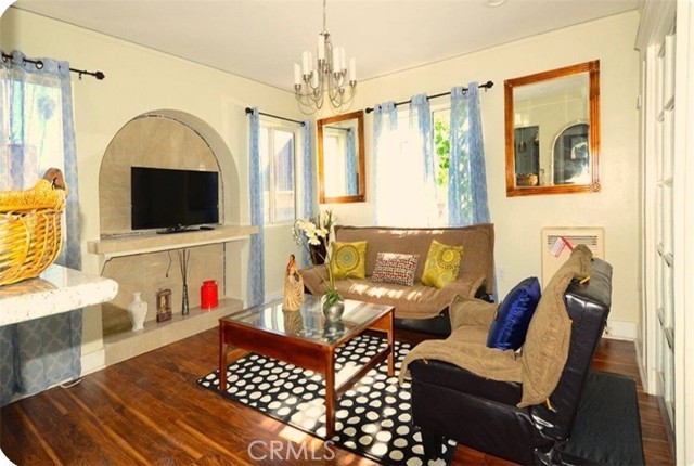 Detail Gallery Image 6 of 23 For 1500 S Hobart, Los Angeles,  CA 90006 - – Beds | – Baths