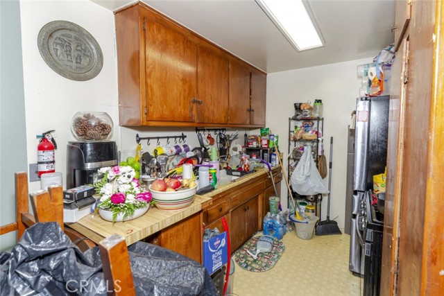 12401 Archwood Street, North Hollywood CA: https://media.crmls.org/medias/1b8a1b6d-d034-4b8b-80e4-332ed64612d2.jpg