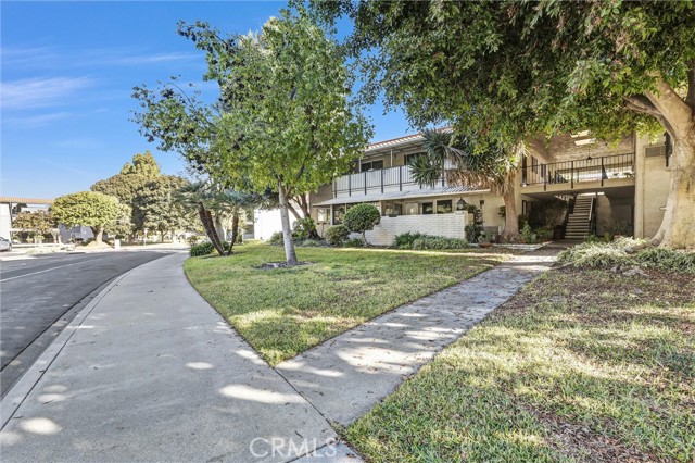 Detail Gallery Image 25 of 27 For 2329 via Mariposa #O,  Laguna Woods,  CA 92637 - 2 Beds | 2 Baths