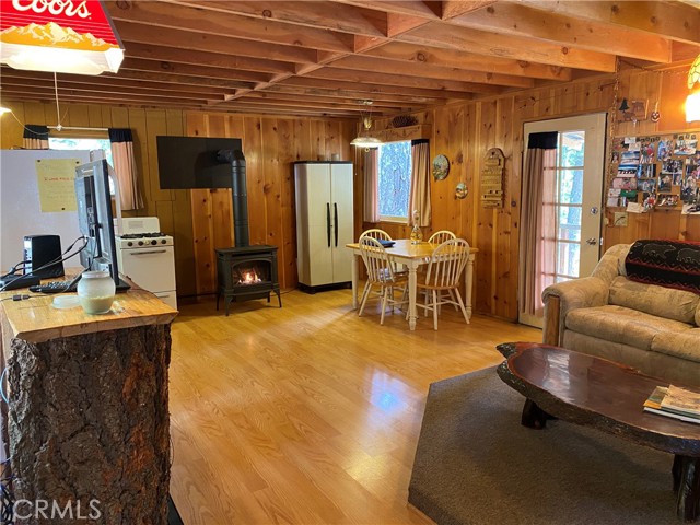 Open Concept Living and Entertaining