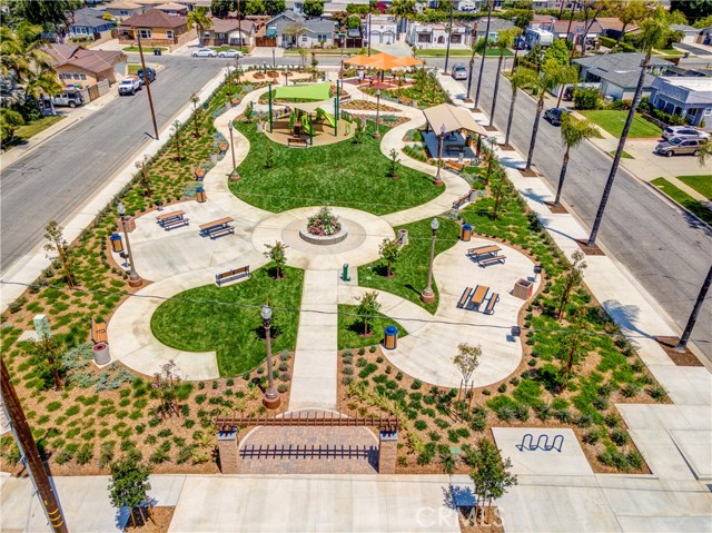 500 Park Place, La Habra CA: https://media.crmls.org/medias/1b8bfb20-380a-4d36-ad98-fa8422149972.jpg