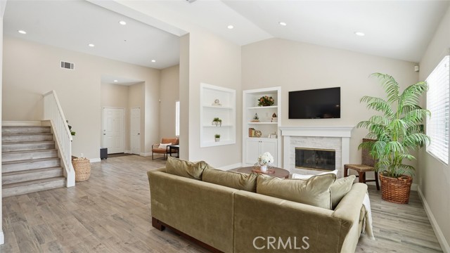 Detail Gallery Image 16 of 73 For 5005 Grand Ave, Montclair,  CA 91763 - 3 Beds | 2/1 Baths