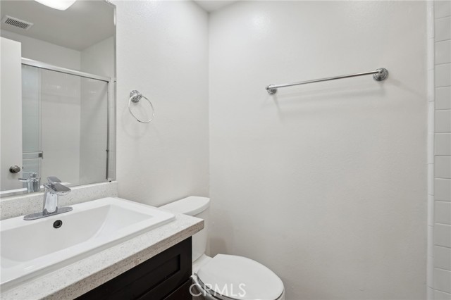 Detail Gallery Image 20 of 24 For 5800 Owensmouth Ave #53,  Woodland Hills,  CA 91367 - 3 Beds | 2 Baths