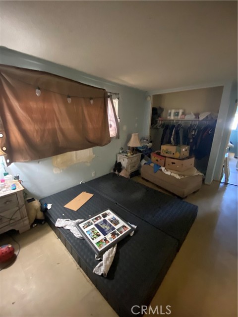 Detail Gallery Image 7 of 13 For 1882 E Larch St, Simi Valley,  CA 93065 - 4 Beds | 2/1 Baths