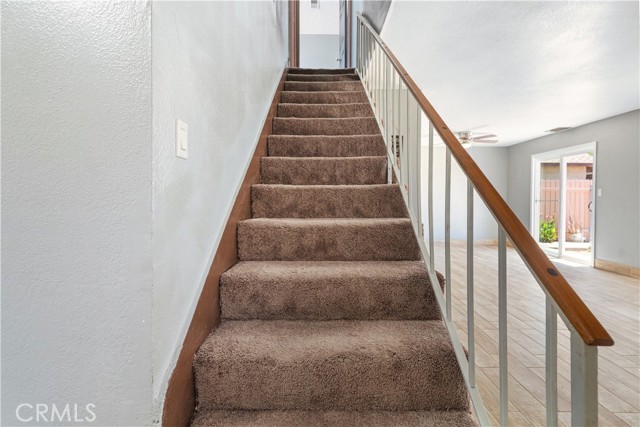 8305 Pioneer Drive, Bakersfield CA: https://media.crmls.org/medias/1b90de78-7e53-4861-8849-68727fb197a7.jpg