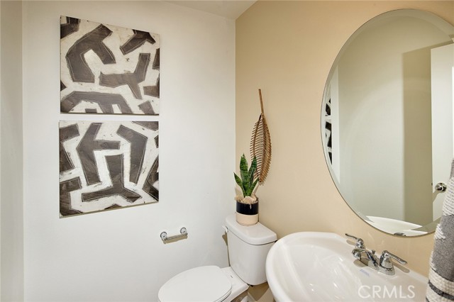 Detail Gallery Image 9 of 18 For 8491 Peachwillow Ct, Jurupa Valley,  CA 92509 - 4 Beds | 2/1 Baths