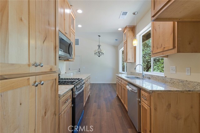 Detail Gallery Image 18 of 71 For 4901 Papaya Rd, Forest Ranch,  CA 95942 - 3 Beds | 2 Baths