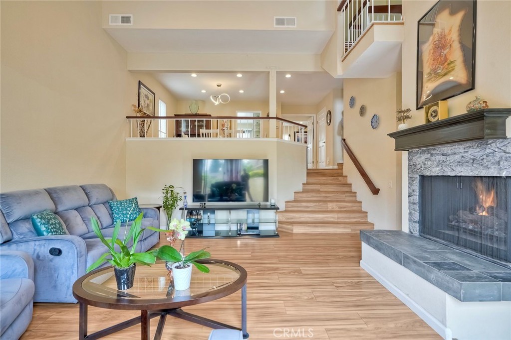 3304 Caminito Eastbluff - photo 12