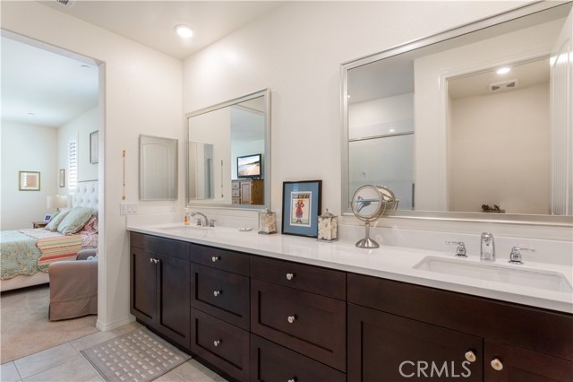 4071 E Amigos Privado, Ontario CA: https://media.crmls.org/medias/1b91bd0f-aa72-4587-872d-c3f74ba86d90.jpg