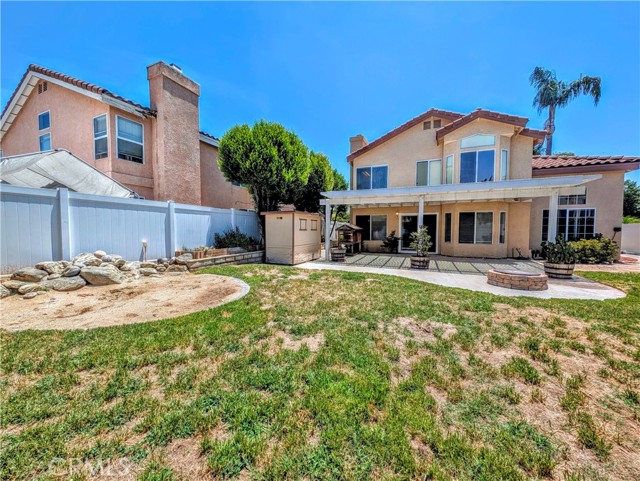 7754 Fox Tail Court, Highland CA: https://media.crmls.org/medias/1b93328d-0797-4ffa-a6fd-d0dd89b1c3fe.jpg