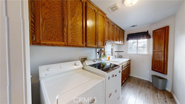 Detail Gallery Image 34 of 43 For 212 Hill View Ln., Coalinga,  CA 93210 - 5 Beds | 3 Baths