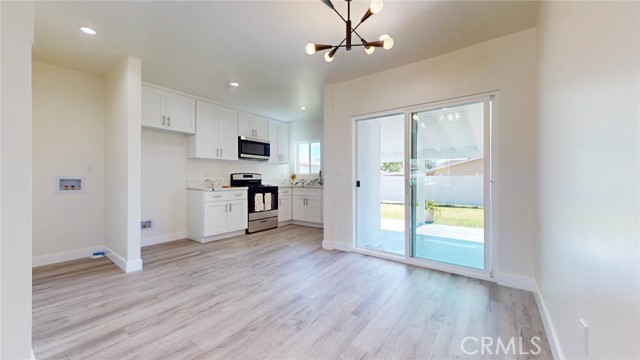 Detail Gallery Image 8 of 27 For 9971 Ilex Ave, Pacoima,  CA 91331 - 2 Beds | 1 Baths