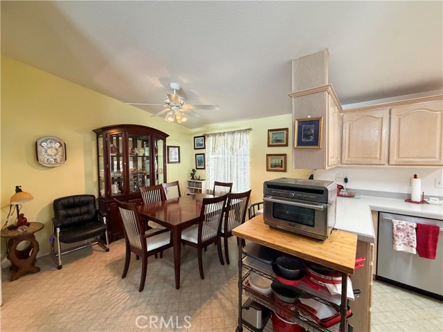 Detail Gallery Image 15 of 36 For 15111 Pipeline Ave #18,  Chino Hills,  CA 91709 - 3 Beds | 2 Baths