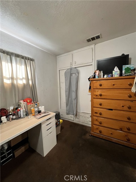 Detail Gallery Image 15 of 37 For 828 N Angeleno, Azusa,  CA 91702 - 4 Beds | 3 Baths