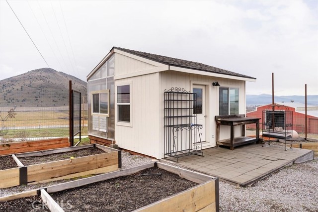 Detail Gallery Image 37 of 46 For 1201 Ball Mountain Little Shasta Rd, Montague,  CA 96064 - 3 Beds | 3/1 Baths