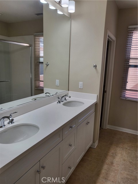 Detail Gallery Image 12 of 17 For 85 Mayfair, Irvine,  CA 92620 - 2 Beds | 2 Baths