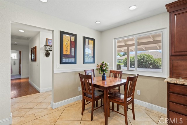 Detail Gallery Image 13 of 39 For 63 Our Way, Chico,  CA 95973 - 3 Beds | 2/1 Baths