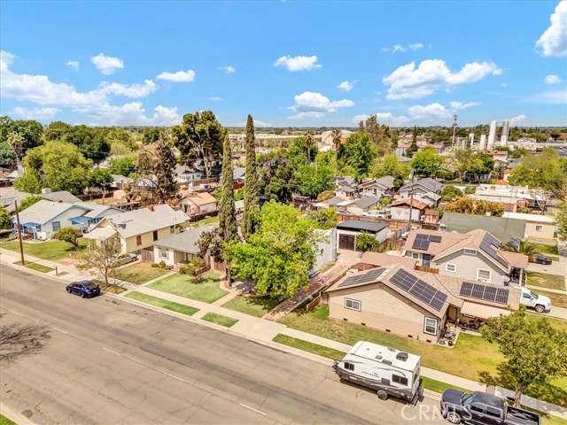 516 C Street, Lemoore CA: https://media.crmls.org/medias/1b95f575-e607-403e-a5bb-ef20d85f984b.jpg