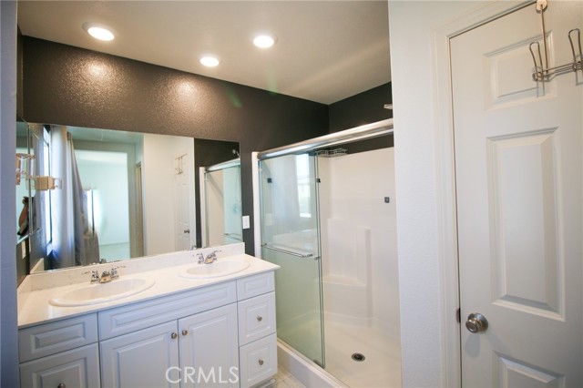 Detail Gallery Image 12 of 21 For 31565 Tudor Ct, Menifee,  CA 92584 - 4 Beds | 2/1 Baths