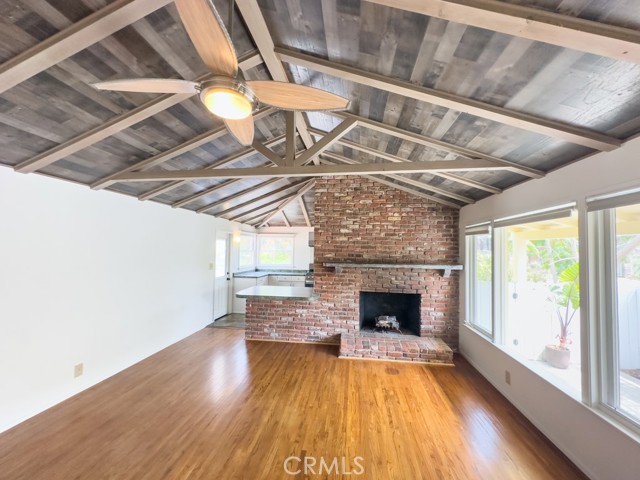 Detail Gallery Image 4 of 15 For 531 Monterey Dr, Laguna Beach,  CA 92651 - 2 Beds | 1 Baths