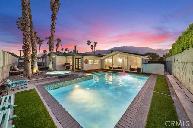 Image 10 of 66 For 2306 Acacia Rd E