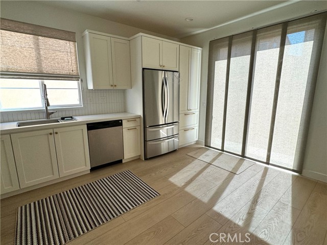 Detail Gallery Image 5 of 36 For 231 W Cork Tree, Orange,  CA 92865 - 3 Beds | 2/1 Baths