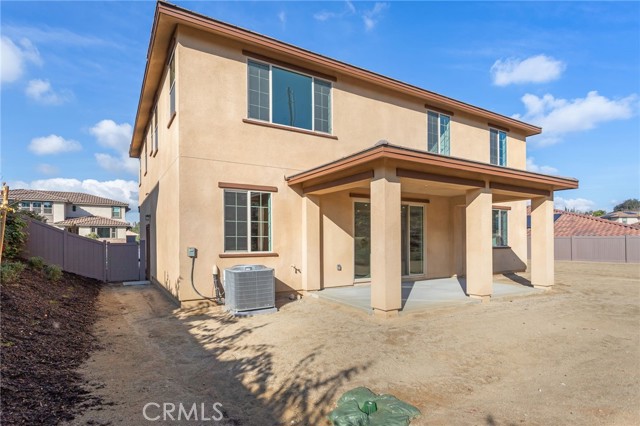 2004 Saguaro Glen, Escondido CA: https://media.crmls.org/medias/1b99c412-1e61-4823-9c13-dca3ec57725b.jpg
