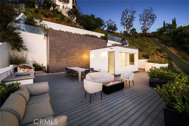 Detail Gallery Image 52 of 64 For 9459 Beverly Crest Dr, Beverly Hills,  CA 90210 - 5 Beds | 7 Baths