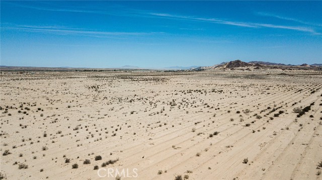 Detail Gallery Image 7 of 8 For 605 Indian Trl, Twentynine Palms,  CA 92277 - – Beds | – Baths