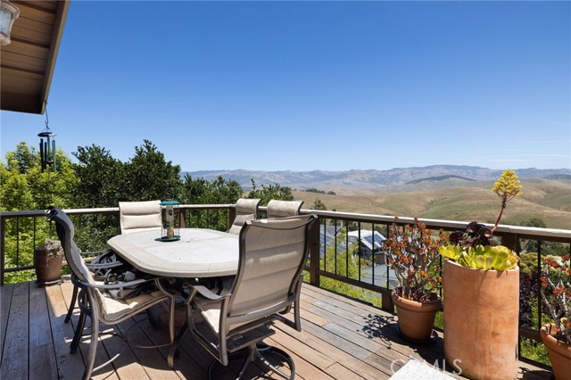 Detail Gallery Image 19 of 53 For 1760 Stuart St, Cambria,  CA 93428 - 3 Beds | 2 Baths