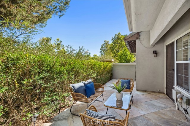 52 Anjou, Newport Coast CA: https://media.crmls.org/medias/1b9abc75-9b26-427c-8e64-6c51de21f999.jpg