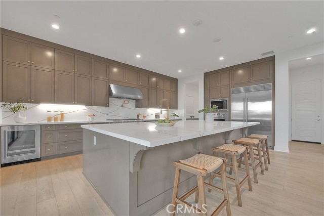 Detail Gallery Image 24 of 68 For 20164 Galway Ln, Porter Ranch,  CA 91326 - 5 Beds | 5/1 Baths