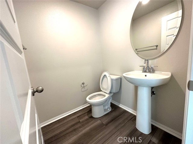 Detail Gallery Image 8 of 21 For 28221 Ashtree St, Temecula,  CA 92591 - 3 Beds | 2/1 Baths