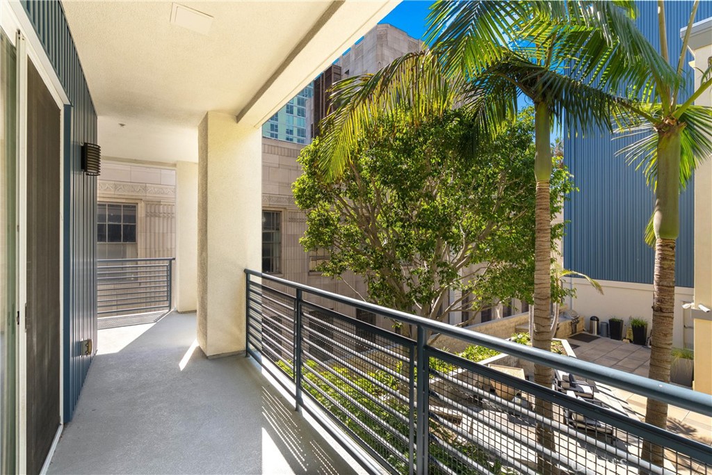 MLS #OC25242083 image #21