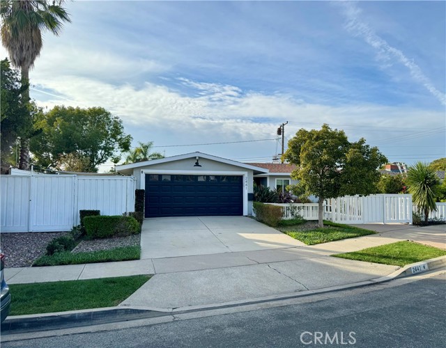 Detail Gallery Image 1 of 1 For 2441 Bowdoin Pl, Costa Mesa,  CA 92626 - 3 Beds | 2 Baths