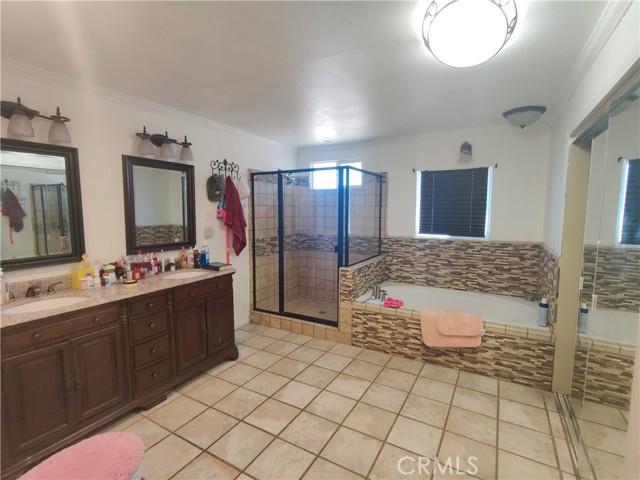 Detail Gallery Image 9 of 10 For 8043 Mojave-Tropico Rd, Mojave,  CA 93501 - 3 Beds | 2/1 Baths